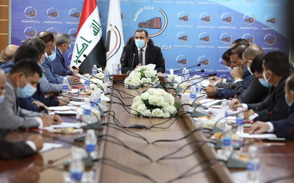 التخطيط العراقية تتعهد بسداد 1.8 تريليون دينار مستحقات المقاولين لدى الحكومة